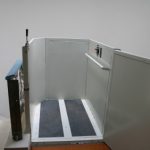 Highlander está construida para transportar una silla de ruedas más un acompañante.