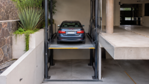 Lee más sobre el artículo Cuál es el mejor elevador para autos en desniveles en México